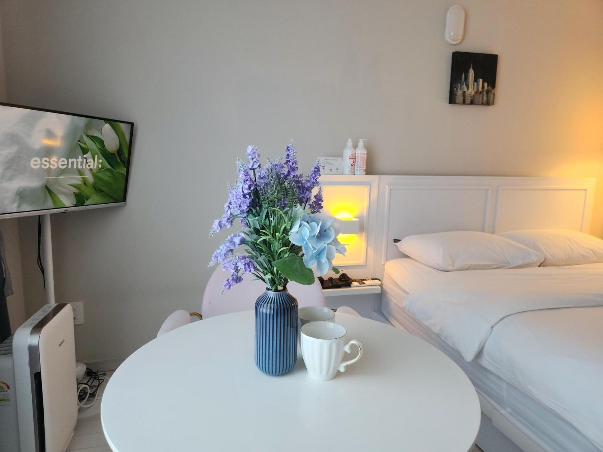 Daegu Star B&B Dsr Hotel Lily Guestroom Room photo